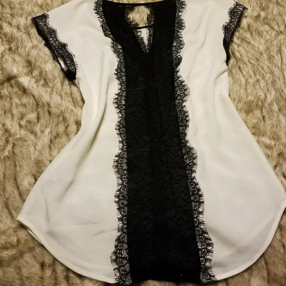 ***SOLD*** Express Top - Picture 2 of 2